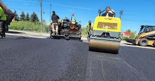 Why Choose Us For All Your Driveway Paving Needs in Colona, IL?